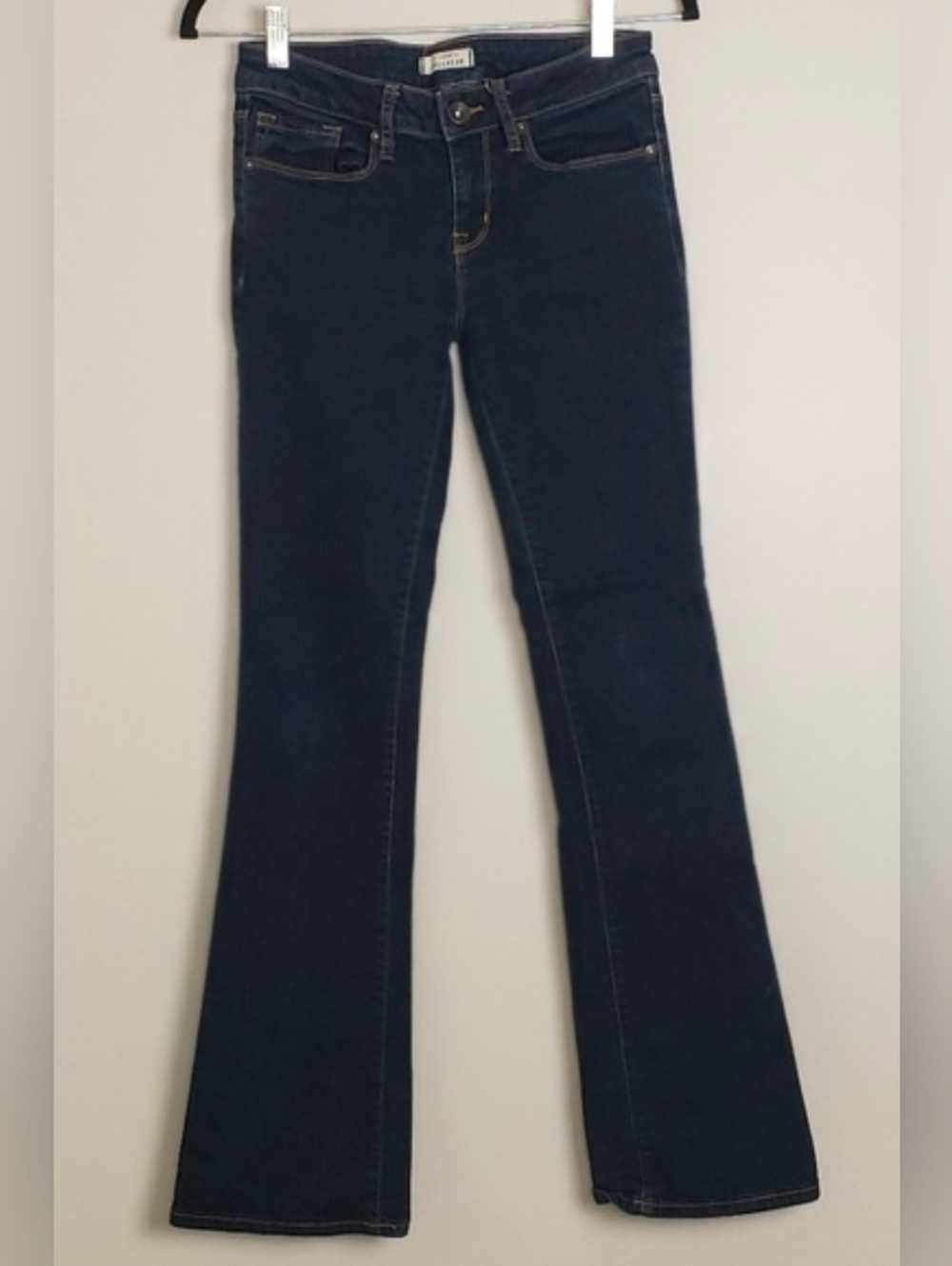 ❤️EUC Dark Navy Flare Jeans, Low Rise❤️